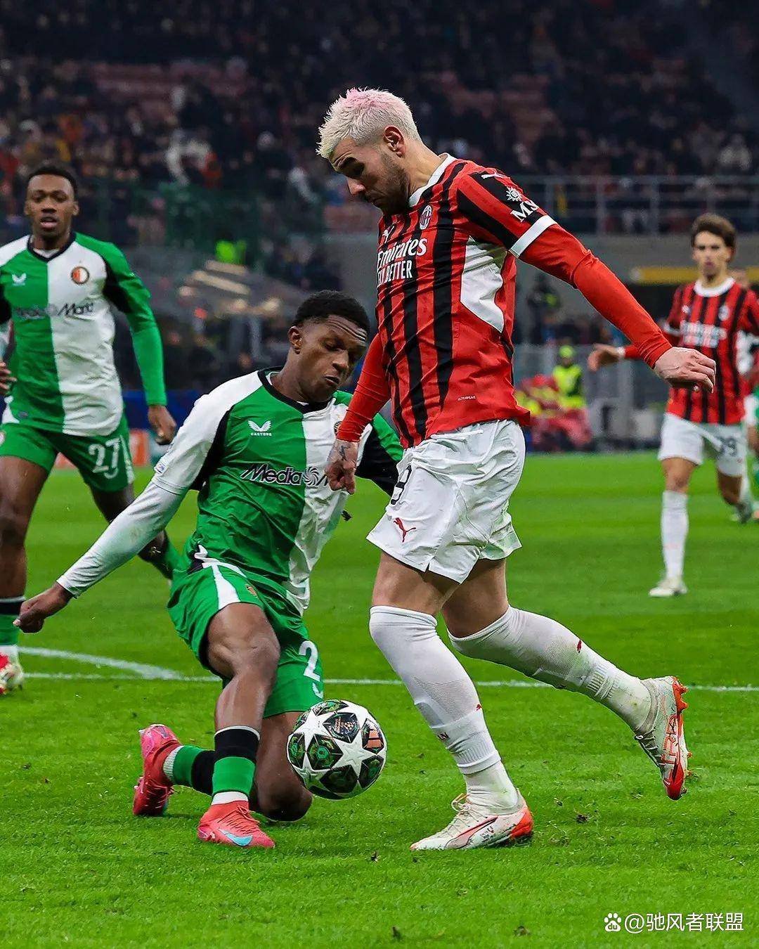 华体会体育-AC米兰轻取曼联，德布劳内梅开二度欧冠  第2张