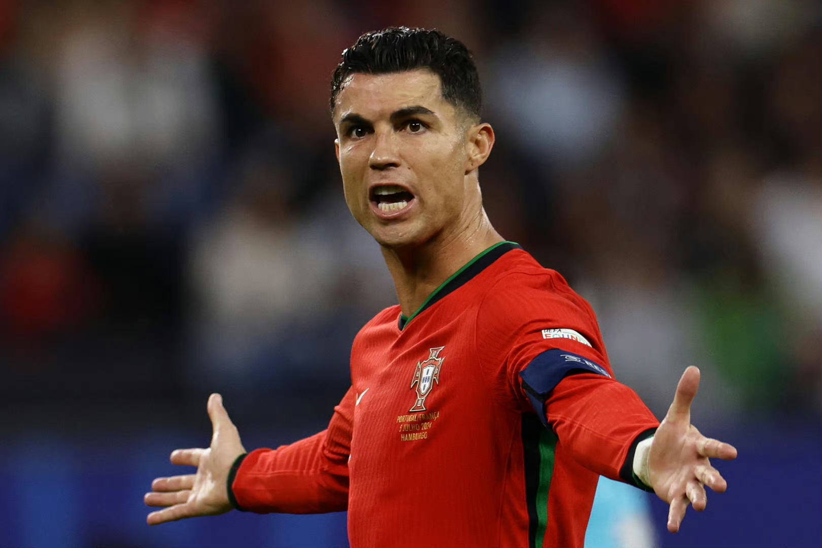 华体会登陆-欧洲足球巨星争霸,全程实时报道 第2张 华体会登陆-欧洲足球巨星争霸,全程实时报道 第2张